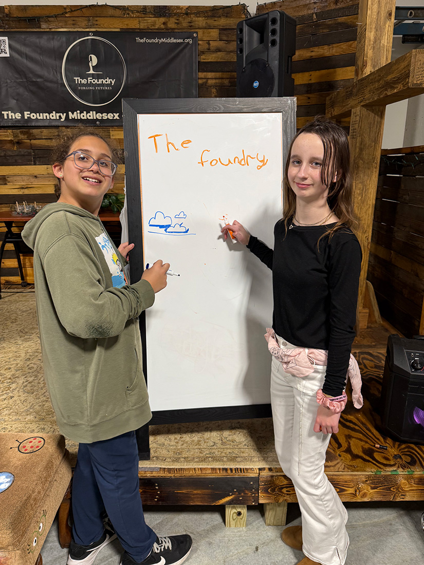 DRAWING BOARD 825x1100